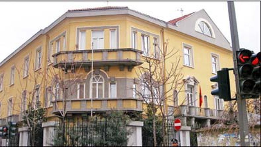 Afati mbyllet m&euml; 31 korrik/ Kumbaro apel prind&euml;rve: Kryeni