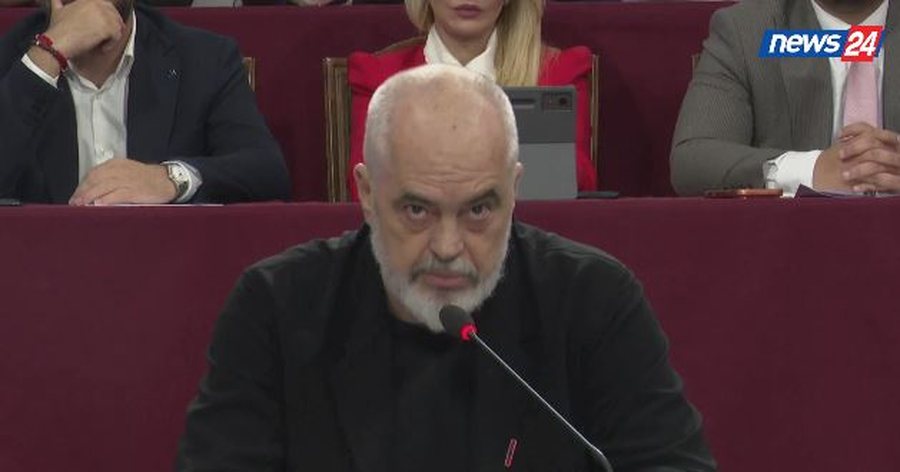 &ldquo;Duroj dhun&euml; mbi kockat e tim eti dhe fytyr&euml;n e gruas dhe