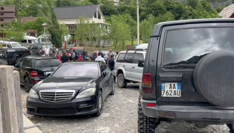 Aksioni i IKMT për prishjen e ndërtimeve pa leje, banorët e