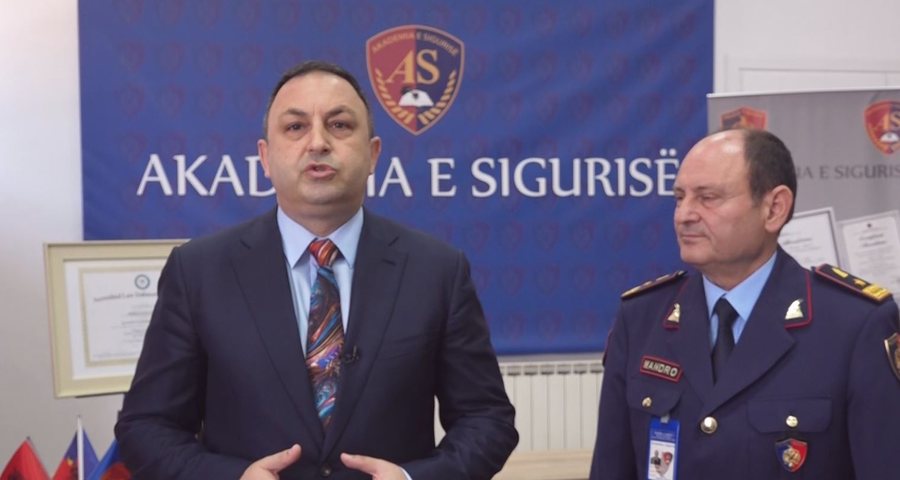 150 kuota të reja/ Ministri Hoxha: Apel të rinjve e të rejave