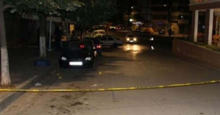 Shp&euml;rthimi me tritol n&euml; automjetin e 39-vje&ccedil;arit n&euml;