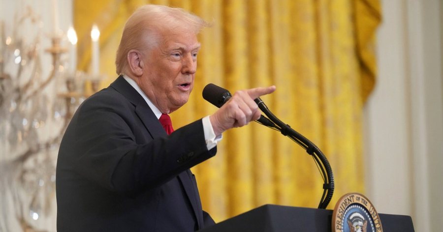 Trump kund&euml;r Kanadas&euml;: Pyjet e tyre po digjen dhe po e mbushin ajrin
