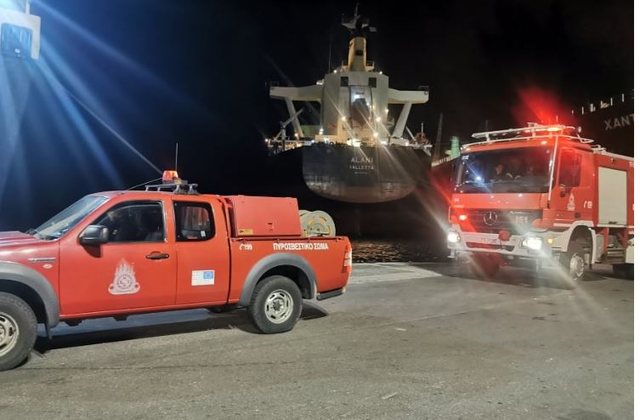 Foto/ Zjarr i madh në Greqi, evakuohen 3 vendbanime