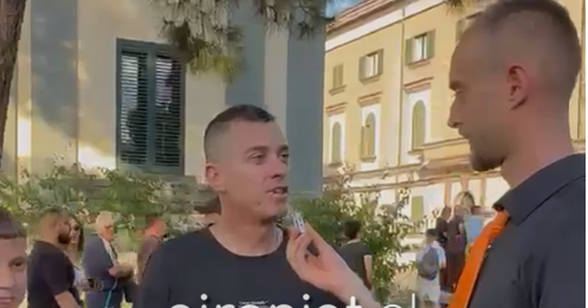 VIDEO  Babai me fëmijët në protestë për Zvërnecin   Dua ti rris djemtë këtu