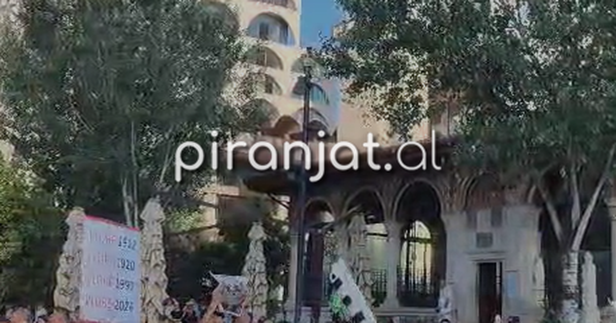 VIDEO  Nis protesta në Tiranë për Zvërnecin  Shqipëria është e jona  jo e oligarkëve