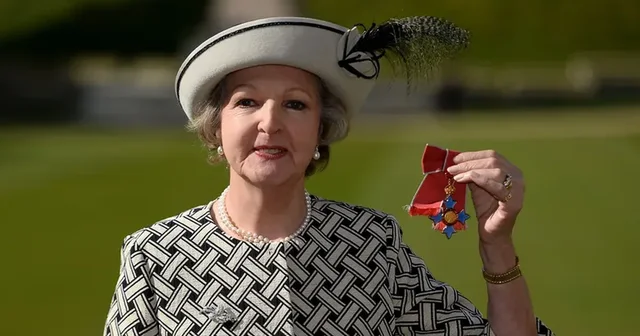 Aktorja fituese e &ccedil;mimit BAFTA, e filmit &ldquo;The Good Life&rdquo;,