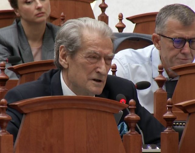 &ldquo;T&euml; ka dh&euml;n&euml; ndonj&euml; kock&euml; Rama!&rdquo;, Berisha