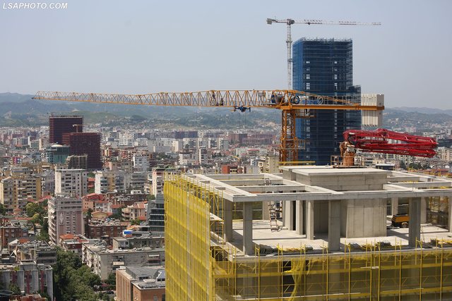 BIRN: Miti i ekonomis&euml; q&euml; mbahet nga parat&euml; e drog&euml;s