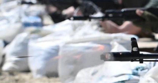 Armët e luftës në Ukrainë dyshohet se kanë