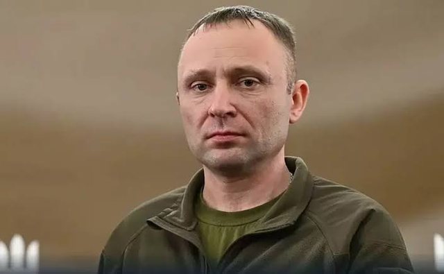 Zelensky riorganizon drejtimin e ushtrisë pas protestave, emëron