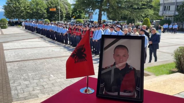 U vra gjat&euml; aksionit policor/ Nisin n&euml; Pogradec homazhet p&euml;r