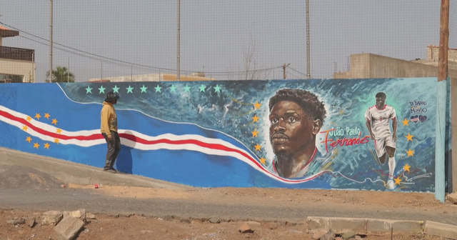 Kepi i Gjelbër surpriza e Botërorit, një komb, një murale
