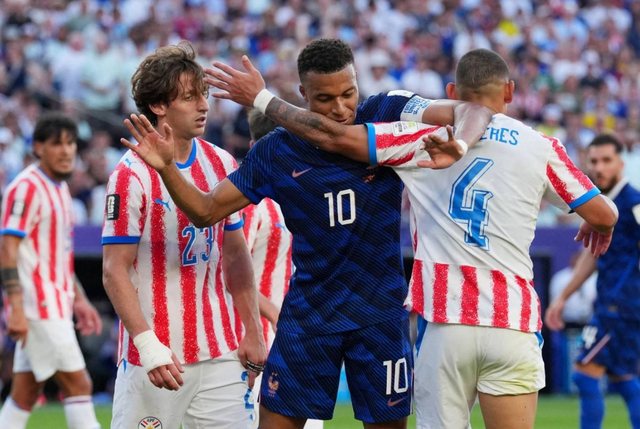 Senatorja paraguajane sulm ndaj Mbappe, pas ndeshjes Paraguai-Francë,