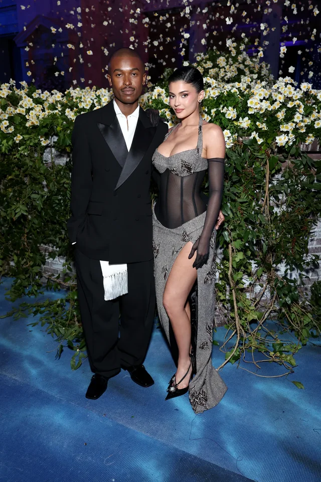 Met Gala 2025/ Kylie Jenner shkëlqen më shumë se kurrë, merr
