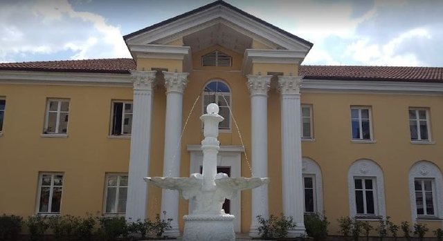 Këshilli i Ministrave merr vendimin, shkarkohet nga detyra kryetarin e