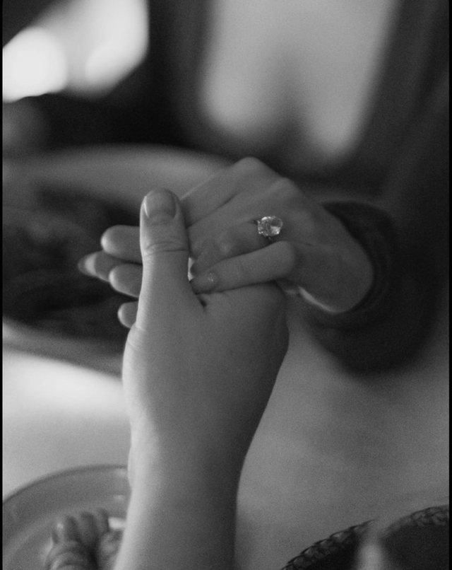 Xhesika Berberi merr propozimin për martesë, ja kush është