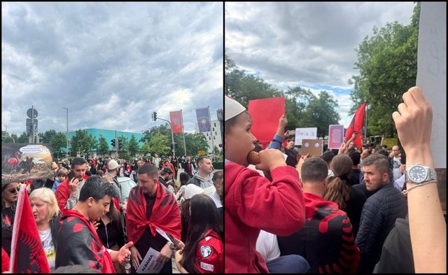 Protesta p&euml;r Zv&euml;rnecin i kalon kufijt&euml; e Shqip&euml;ris&euml;,