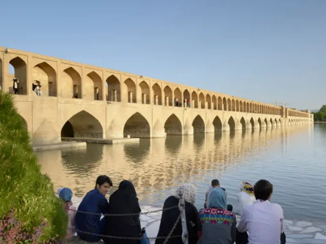 Liqenet e Iranit po zhduken: Imazhet satelitore tregojn&euml; nj&euml;