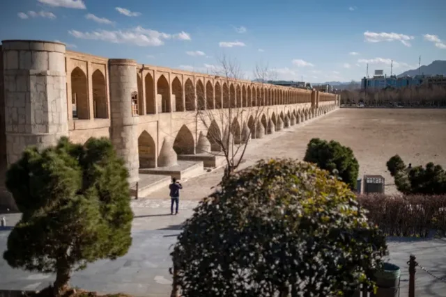 Liqenet e Iranit po zhduken: Imazhet satelitore tregojn&euml; nj&euml;