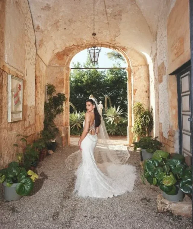 Dua Lipa kurorëzon dashurinë me Callum Turner, publikohen pamjet e