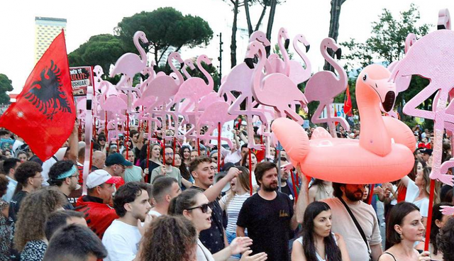 Televizioni publik austriak: Bie &lsquo;miti Rama&rsquo;, protestat po