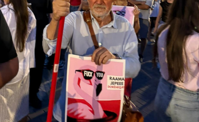 Analisti i njohur në protestën kundër Ramës, shfaqet me