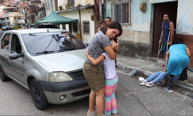 Venezuela po p&euml;rjeton makthin m&euml; t&euml; madh, dyshohet p&euml;r