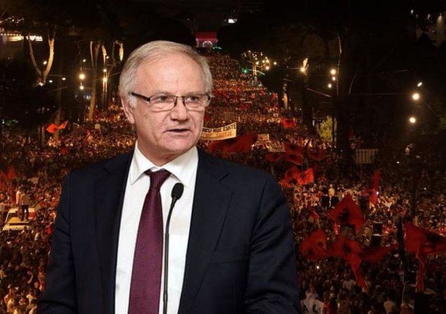 Protestat e fuqishme kund&euml;r Ram&euml;s, ish-ambasadori Roland Bimo: