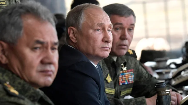 Pasiguri n&euml; Kremlin: Putini forcon s&euml;rish mbrojtjen e tij p&euml;r