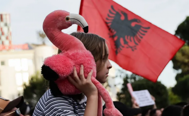 Televizioni publik belg: Protestat kundër Ramës, test i