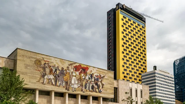 'Revolucioni i Flamingo-ve'/ BBC: Mijëra njerëz