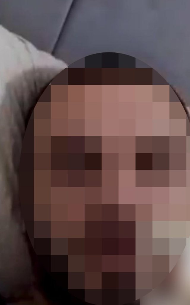 FOTO/ Gazeta britanike zbardh bisedat në shqip të trafikantëve.