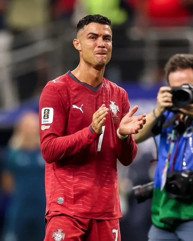 Ronaldo shpërthen në lot pas eliminimit të Portugalisë nga