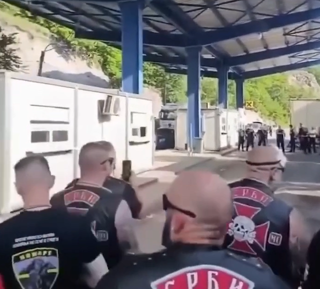 VIDEO/ Thirrje ‘Kosova është Serbi’! Grupi i