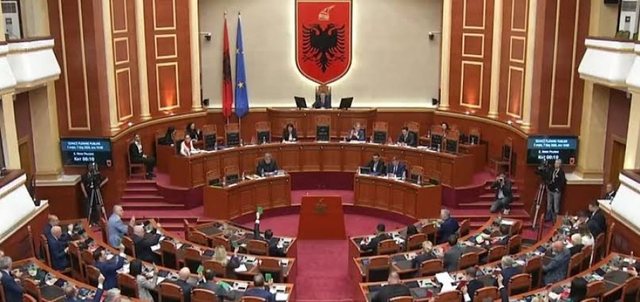 PD k&euml;rkon mbledhje urgjente t&euml; K&euml;shillit t&euml; Legjislacionit:
