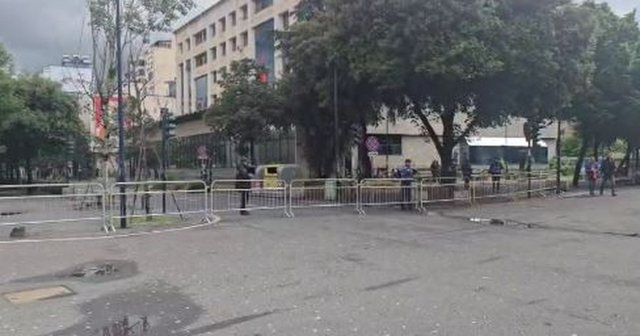 Protesta e PD te bulevardi "Zogu i Parë"/ Efektivë policie