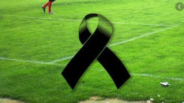 Futbolli italian në zi, ndërron jetë në moshën
