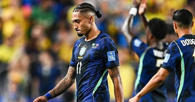 Nga yll futbolli n&euml; &ldquo;asistenc&euml; sociale&rdquo;: Si ia fshiu babai