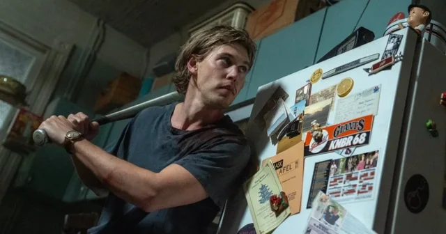 Publikohet traileri i filmit &#039;Caught Stealing&#039; me