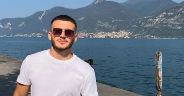 Ra nga 12 metra lartësi teksa po punonte në një pallat/ Humb