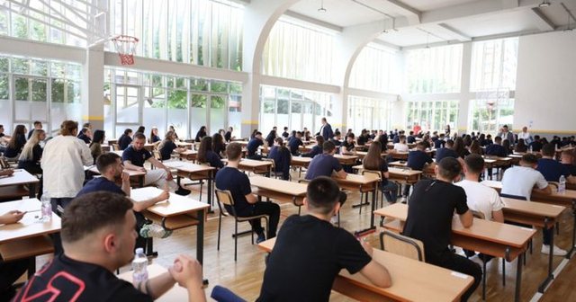 Provimet e Maturës Shtetërore, sot testimi i gjuhës shqipe dhe