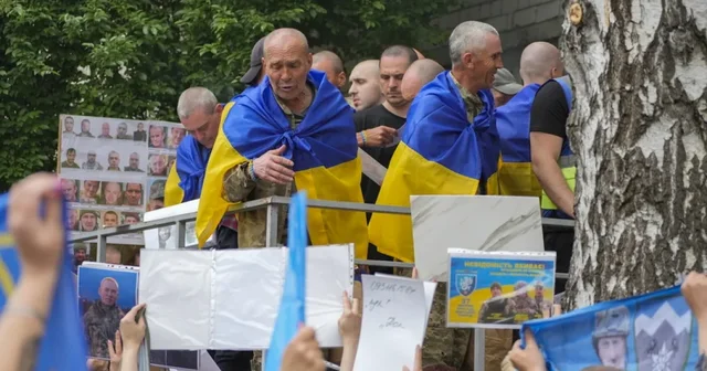 Përfundon faza e tretë dhe e fundit e shkëmbimit të pengjeve