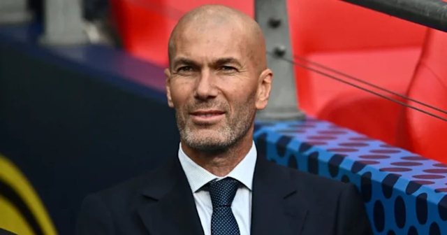 Zyrtare/ Nj&euml; epok&euml; e re nis n&euml; Franc&euml;, Zinedine Zidane