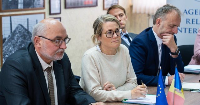 Thirrje për të dekurajuar mbërritjen e romëve në