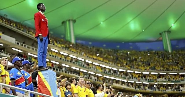 Tifozi i famsh&euml;m i Kongos m&euml; n&euml; fund u shfaq n&euml; stadium, por