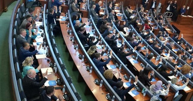 Seanca konstituive u ndërpre për herë të katërt/