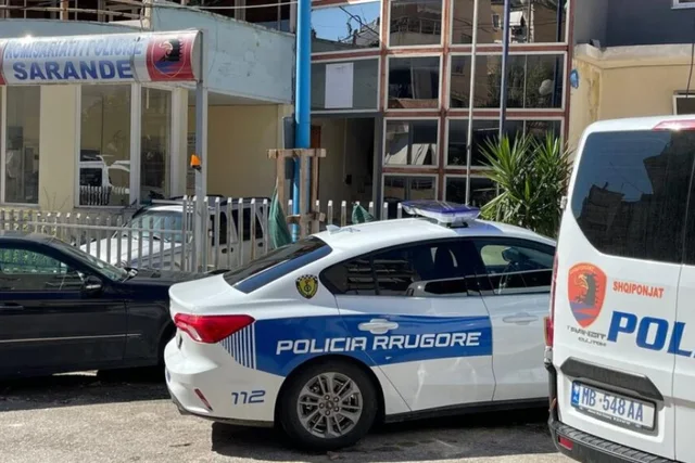 Sekuestrohen 4 pistoleta në aksin Kardhiq-Delvinë, dyshohet se kishin