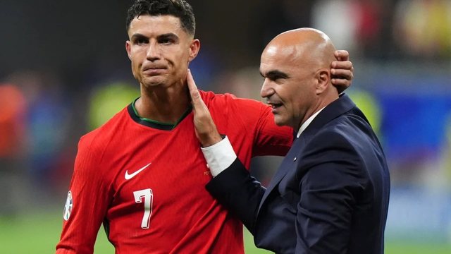 Ja pse Ronaldo nuk pranon t&euml; dal&euml; nga fusha dhe trajneri e