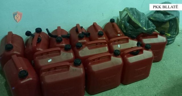 Tentoi të kontrabandonte mbi 400 litra karburant nga Maqedonia e Veriut/