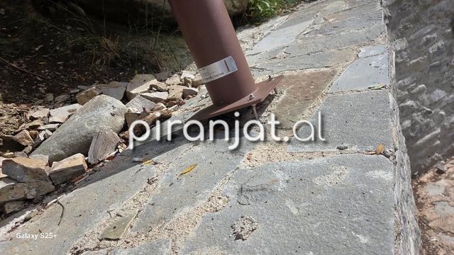 FOTO- Zgjerohet skandali/ Pas tharjes s&euml; vaskave te Banjat e